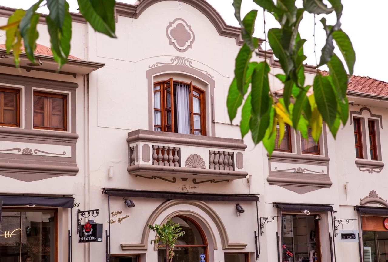 Hotel Gambrinus Poços de Caldas 外观 照片